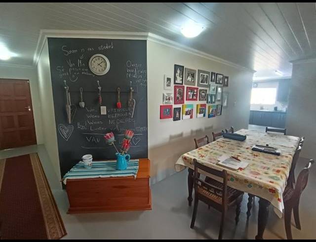 4 BEDROOM HOUSE FOR SALE IN HARTENBOS HEUWELS